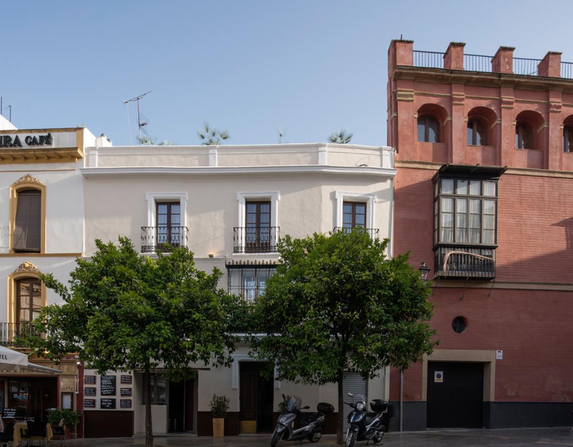 Santa Maria Apartments Севилья Экстерьер фото